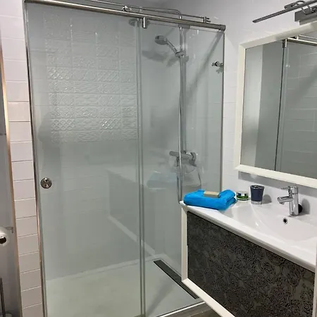 Appartement Luxury 190m2 Amplio Moderno Con Terraza En La Azotea De 50m2 Junto A La Playa, En El Centro De Torre Del Mar, Malaga, Modern Large With 50m2 Roof Terrace By The Beach, Right In The Center Of Torre Del Mar, Malaga *