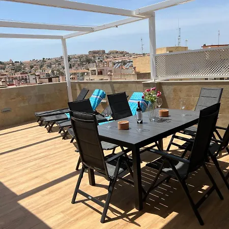 Apartment Luxury 190m2 Amplio Moderno Con Terraza En La Azotea De 50m2 Junto A La Playa, En El Centro De Torre Del Mar, Malaga, Modern Large With 50m2 Roof Terrace By The Beach, Right In The Center Of Torre Del Mar, Malaga