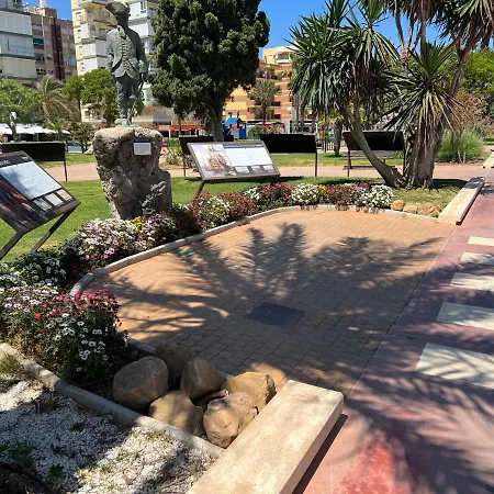 Luxury 190m2 Amplio Moderno Con Terraza En La Azotea De 50m2 Junto A La Playa, En El Centro De Torre Del Mar, Malaga, Modern Large With 50m2 Roof Terrace By The Beach, Right In The Center Of Torre Del Mar, Malaga * Torre Del Mar