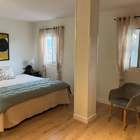 Luxury 190m2 Amplio Moderno Con Terraza En La Azotea De 50m2 Junto A La Playa, En El Centro De Torre Del Mar, Malaga, Modern Large With 50m2 Roof Terrace By The Beach, Right In The Center Of Torre Del Mar, Malaga Torre Del Mar