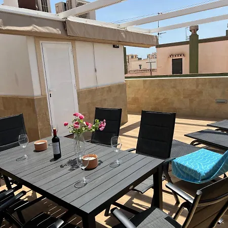 Luxury 190m2 Amplio Moderno Con Terraza En La Azotea De 50m2 Junto A La Playa, En El Centro De Torre Del Mar, Malaga, Modern Large With 50m2 Roof Terrace By The Beach, Right In The Center Of Torre Del Mar, Malaga Appartement *