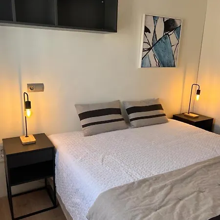 Luxury 190m2 Amplio Moderno Con Terraza En La Azotea De 50m2 Junto A La Playa, En El Centro De Torre Del Mar, Malaga, Modern Large With 50m2 Roof Terrace By The Beach, Right In The Center Of Torre Del Mar, Malaga * Torre Del Mar